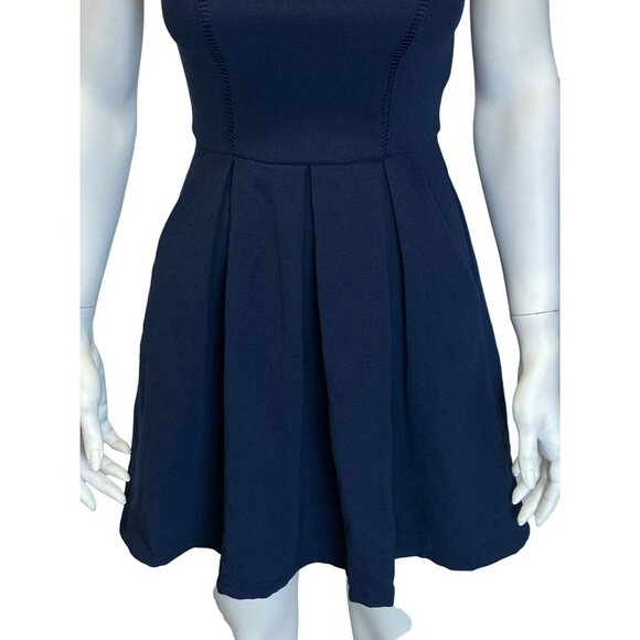 Speechless Navy Blue Dress New w/Tags $58 Small Short Fitted Classic Knee Length - Picture 3 of 11
